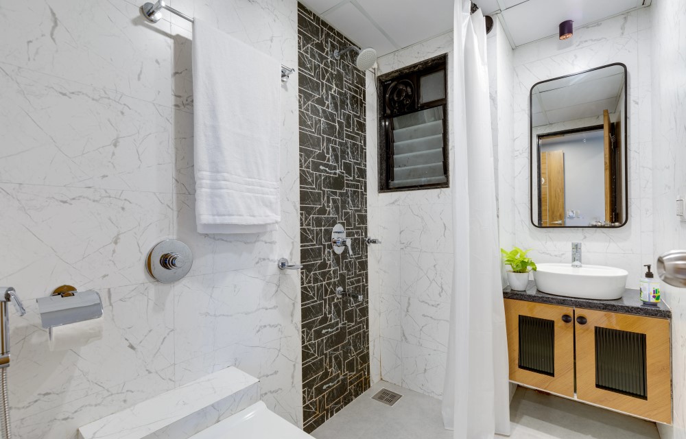 Onetree Hospitality Affordable Hotel Near C-4/136, Entire First Floor, <br> Safdarjung Development Area, <br> Hauz Khas, South West Delhi, <br> New Delhi, Delhi, India,110016